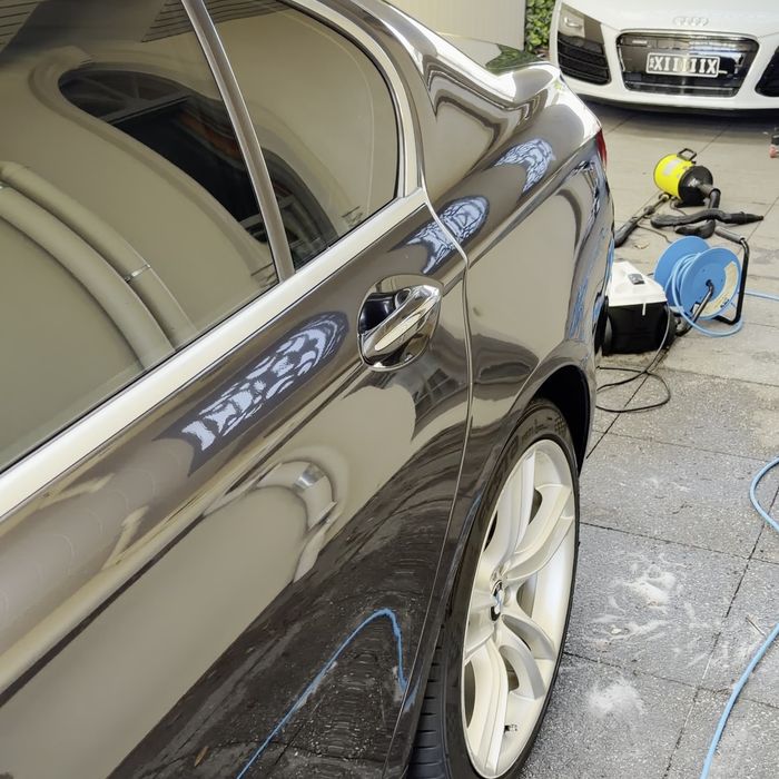 BMW 7 Series side panels after a detail
